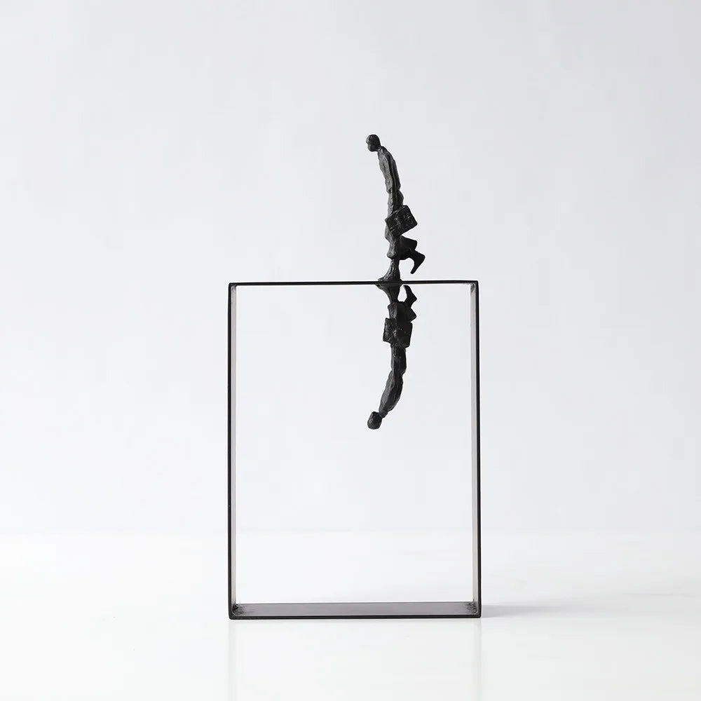 Two Faces Silhouette Statue