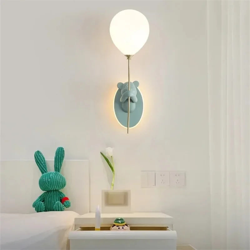 Bear Balloon Wall Lamp