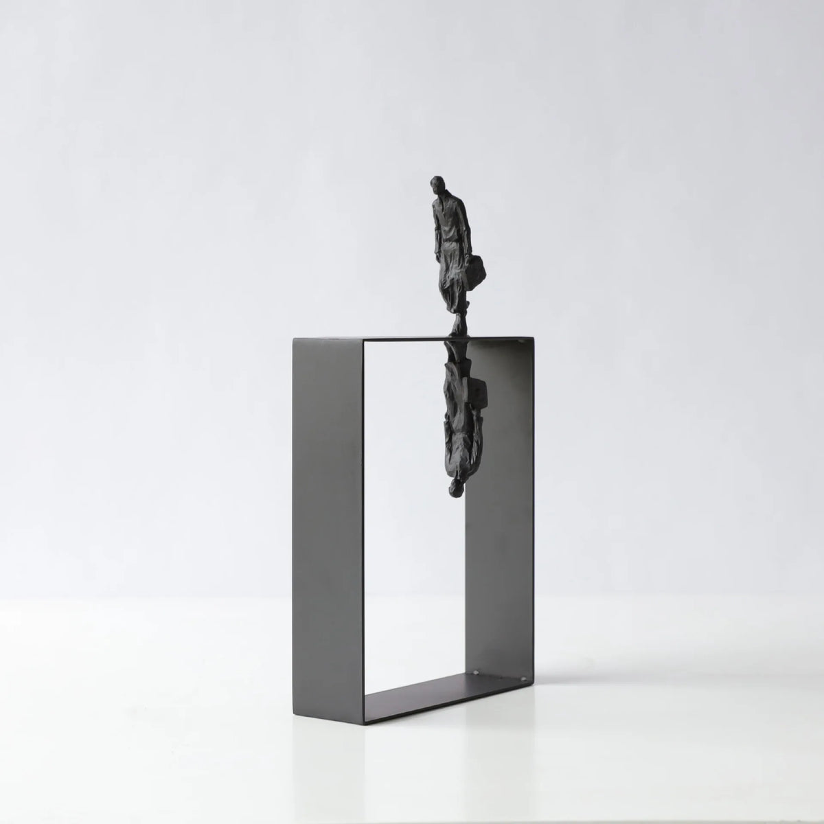 Two Faces Silhouette Statue