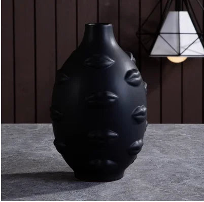Artists 3D Lip Potted Plants