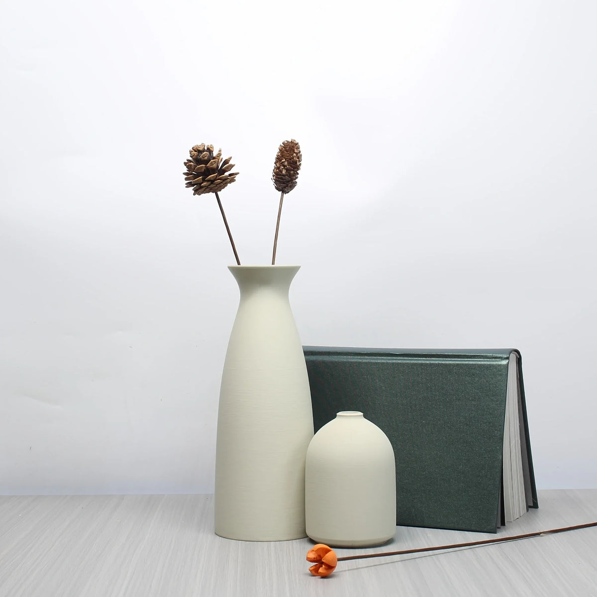 Dried Flower Vase Duo
