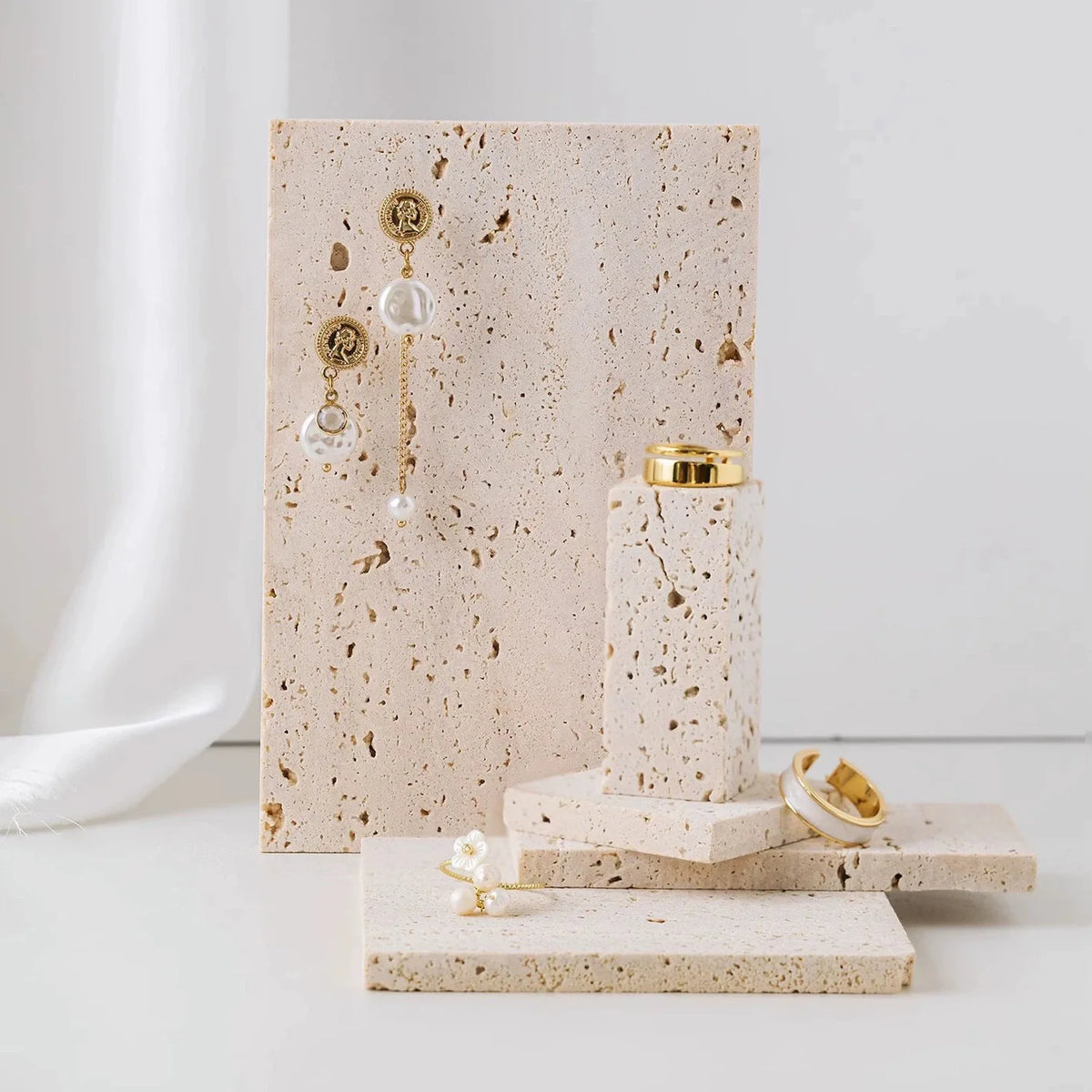 Cave Stone Jewellery Tray