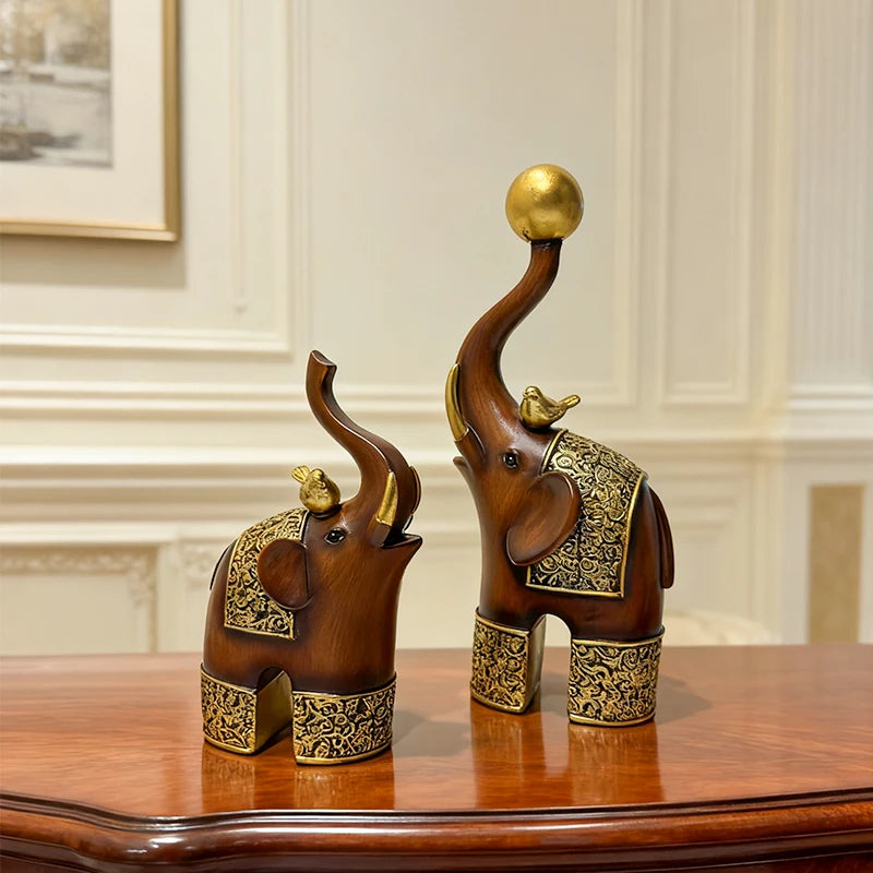Wood-Grain Animal Sculpture